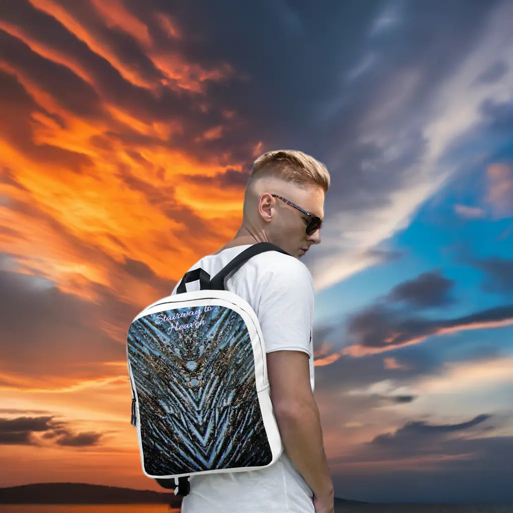 Super Mystic Backpack - ©onfabula21